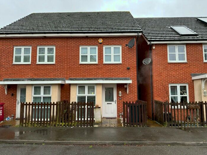 2 bed house to rent slough