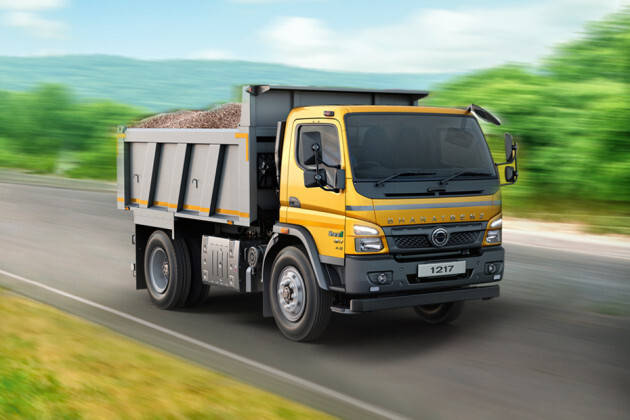 bharatbenz 6 wheel tipper