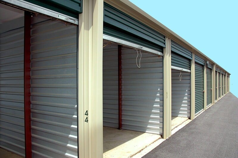 storage units cheap