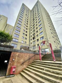 2 bedroom flat to rent preston