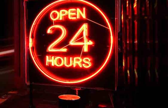 restaurants open 24 hours