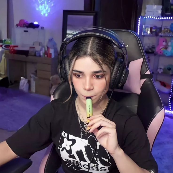 alana streamer