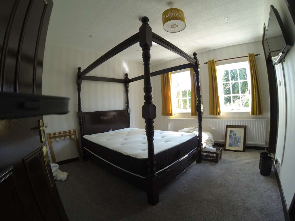the griffin inn four in a bed