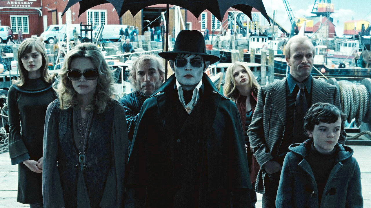 watch dark shadows 2012