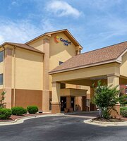 hotels in garner nc 40 42