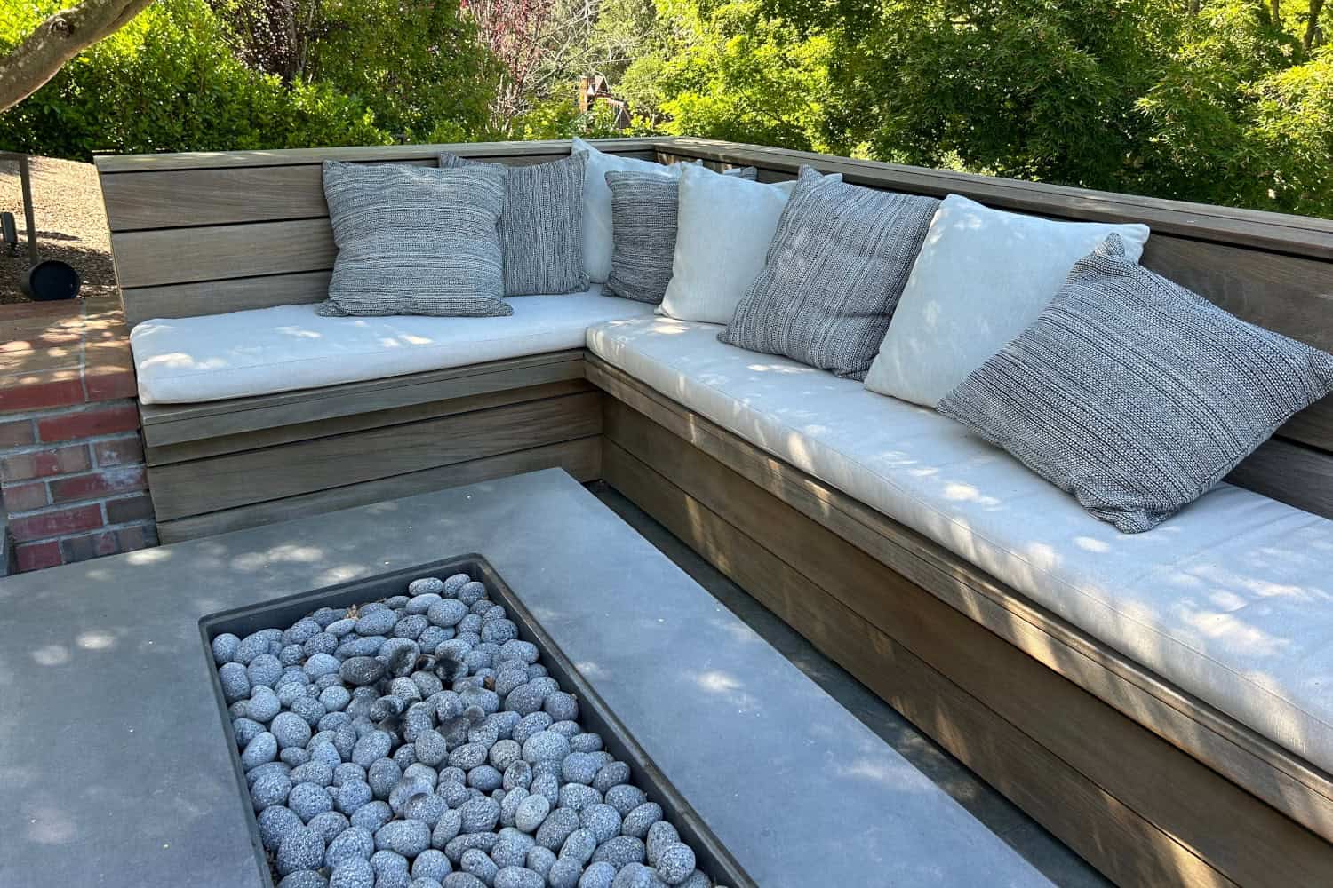 outdoor patio bench cushions