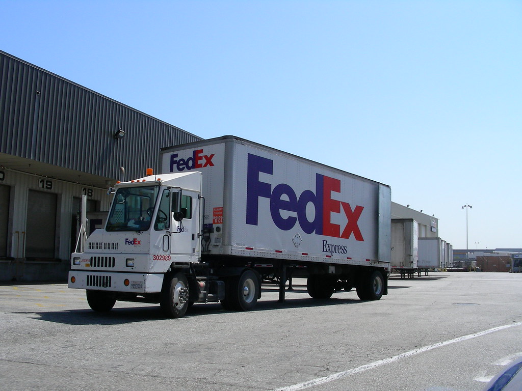 fedex yard jockey