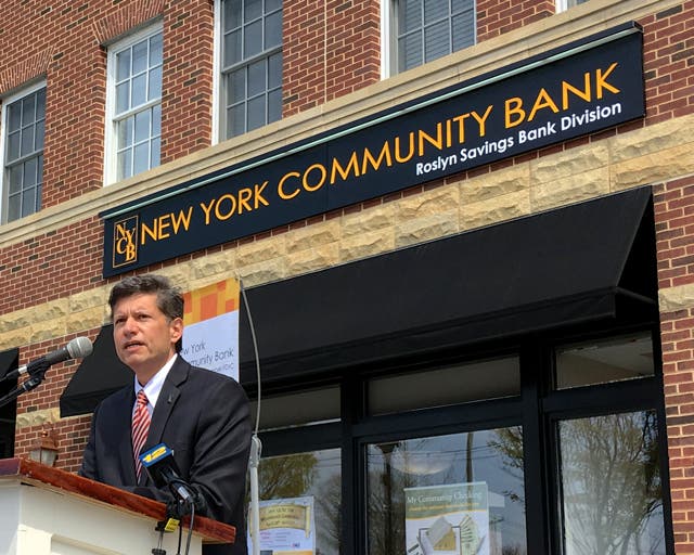 new york community bank commack