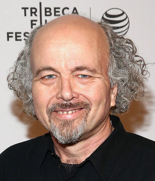 how tall is clint howard