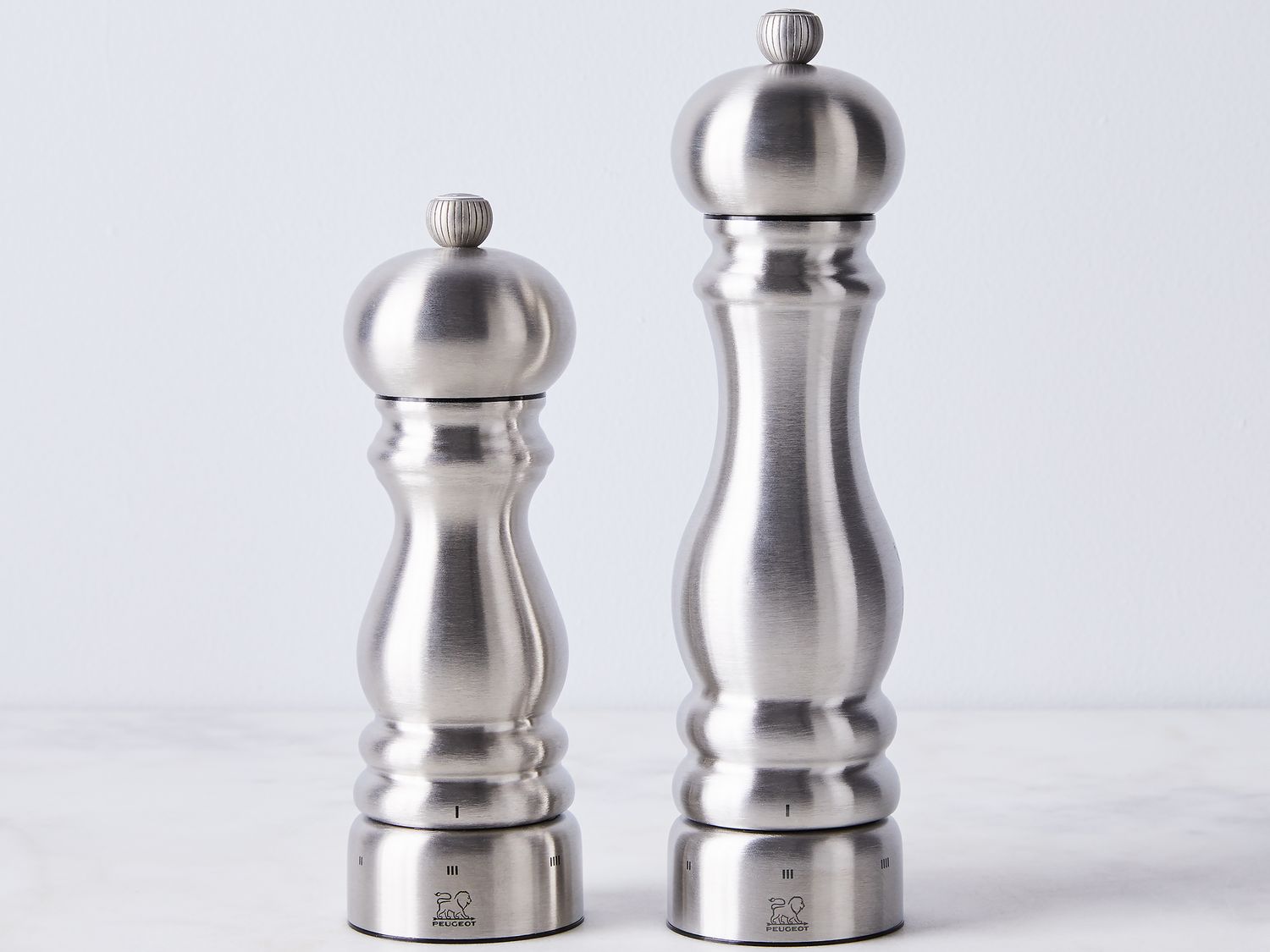 peugeot salt shaker pepper mill