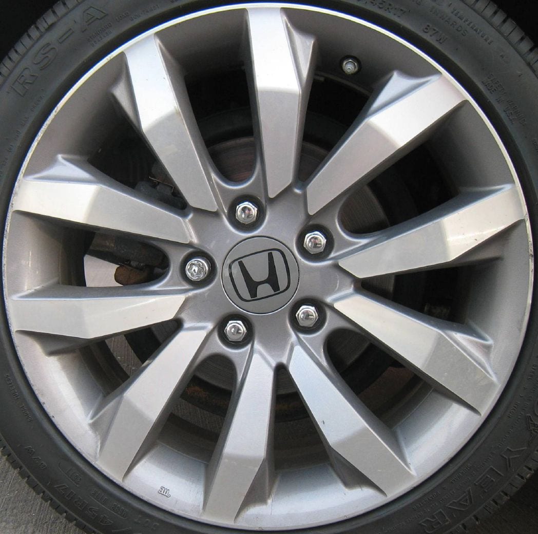 2012 honda civic bolt pattern