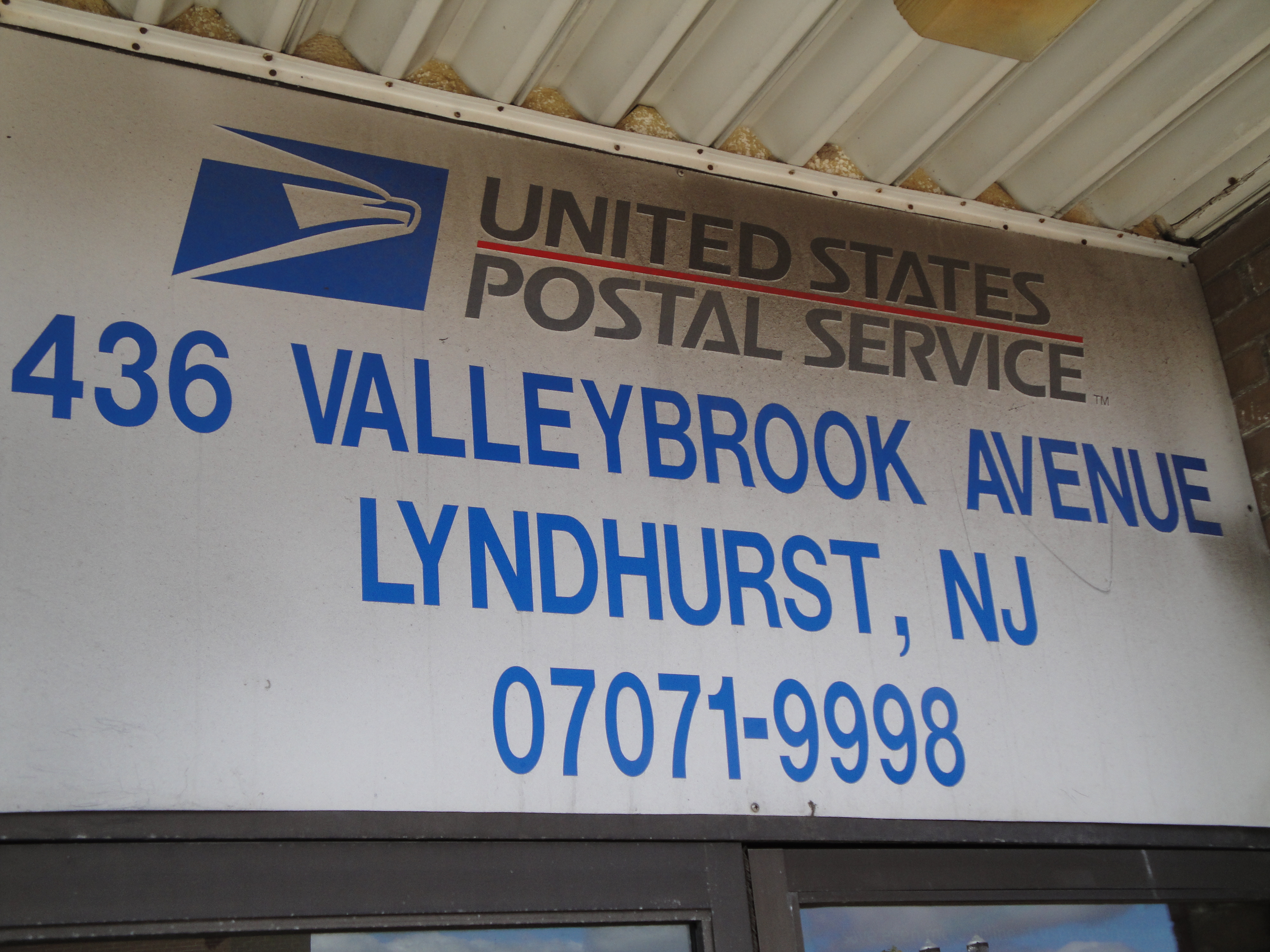 lyndhurst post office nj