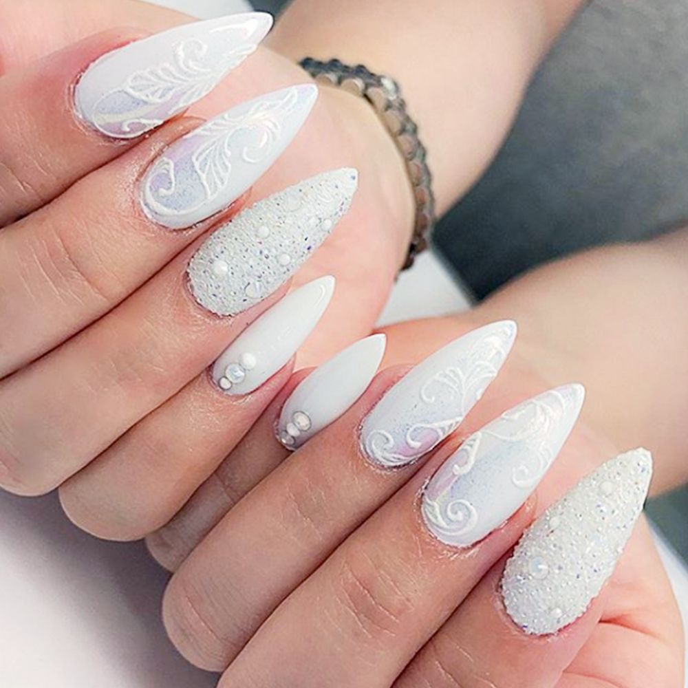 white snowflake nails