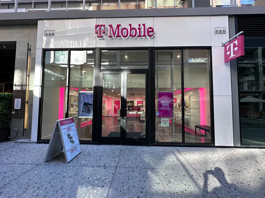 t-mobile office close to me