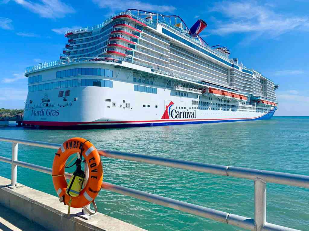 carnival cruise line tracker