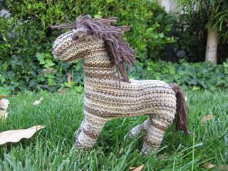 knit horse pattern