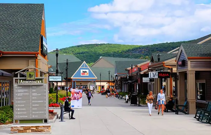 premium outlet new york state