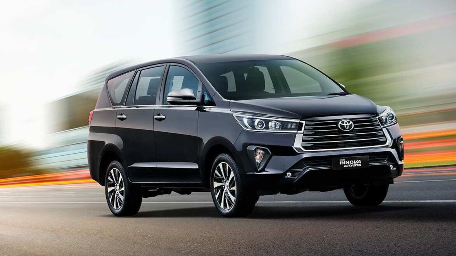 innova cost in india