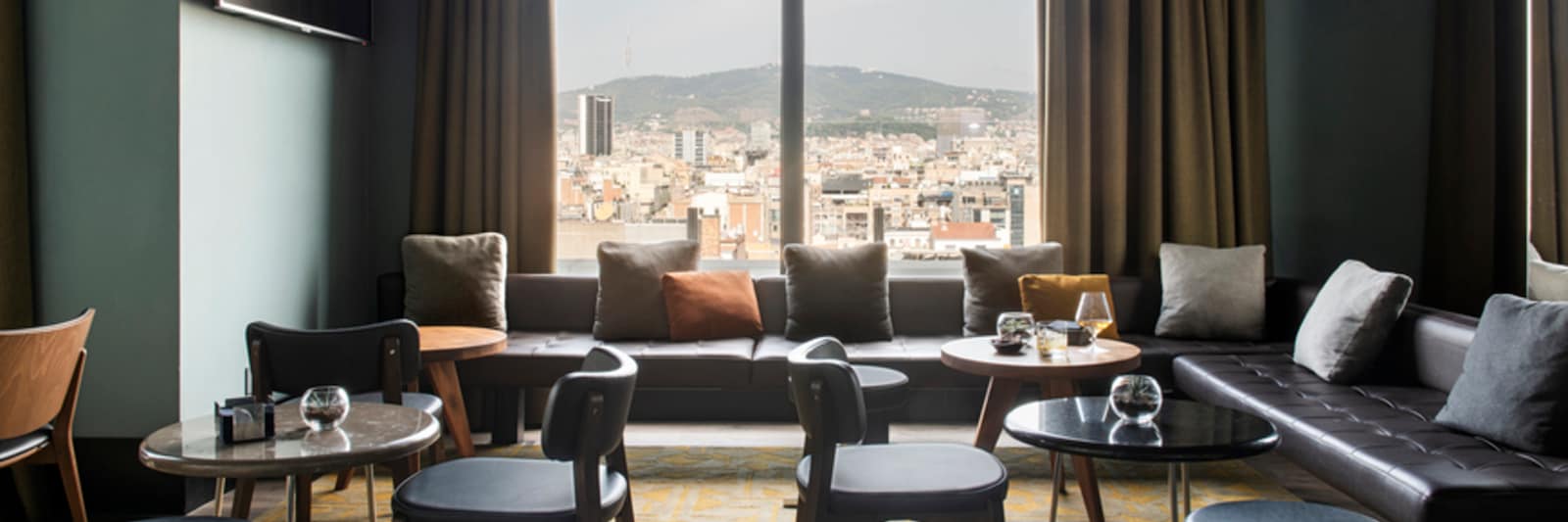 eleven bcn reservation