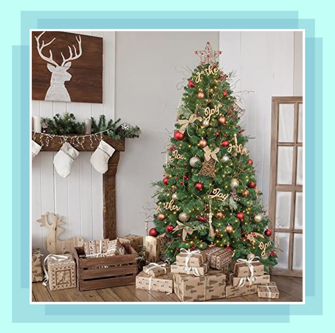 pre decorated christmas tree