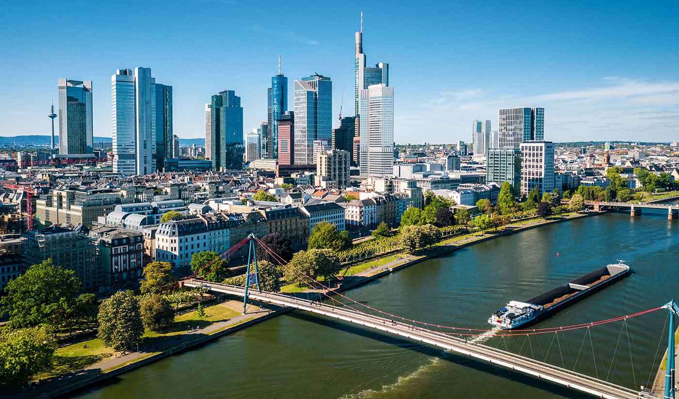 frankfurt am main flight