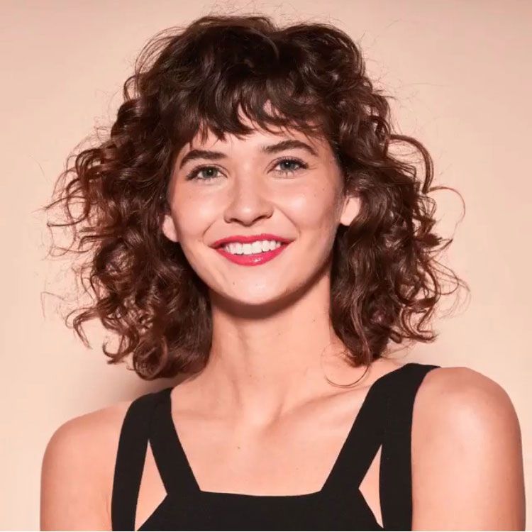 hairstyles for short curly hair female