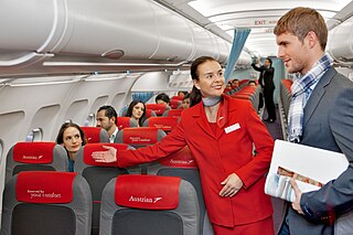 stewardess meaning in hindi