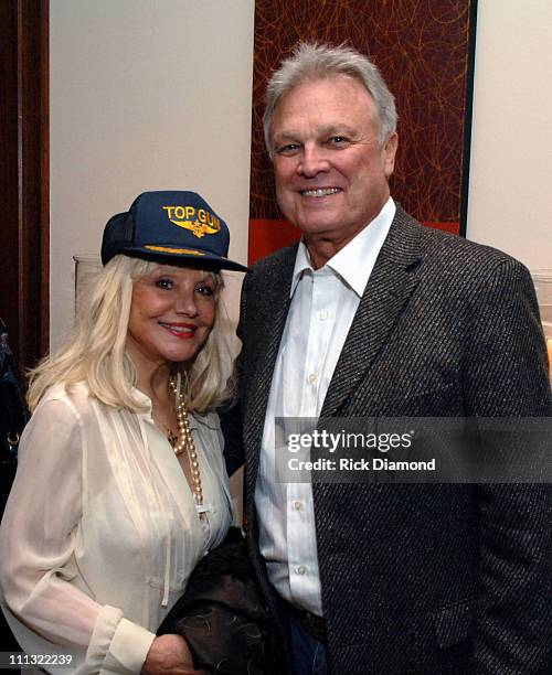 tommy roe wife