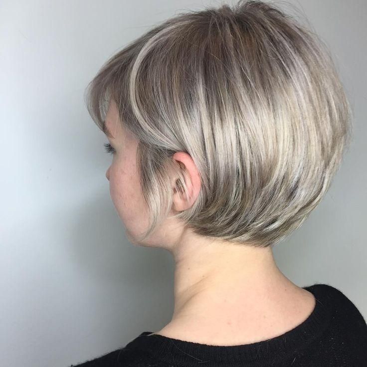 medium pixie haircuts