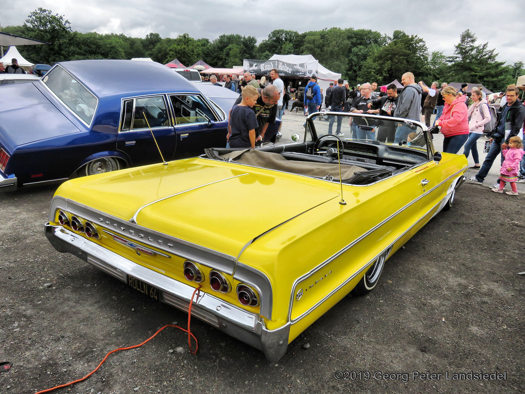 yellow car recklinghausen