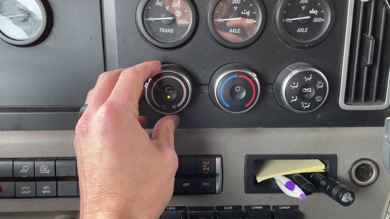 freightliner heater not working