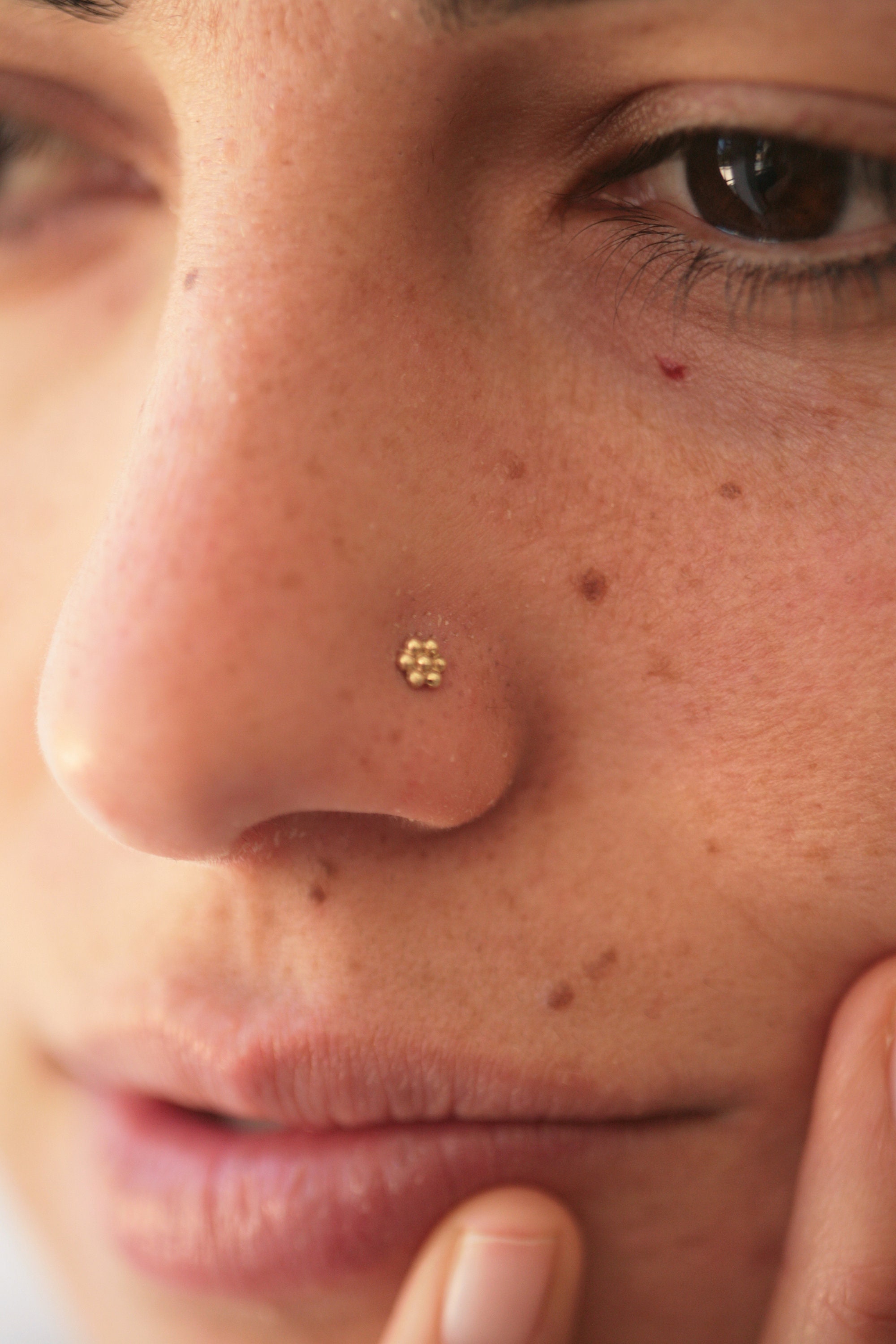 flower stud nose ring