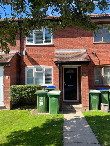 2 bedroom house to rent in abbey wood