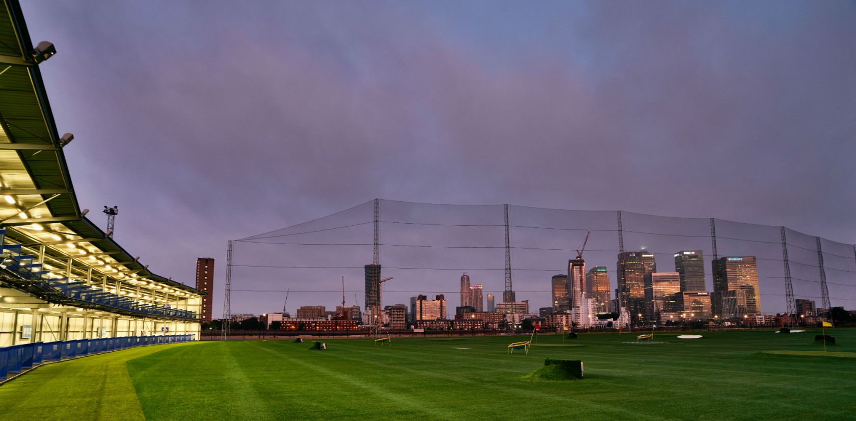 topgolf canary wharf