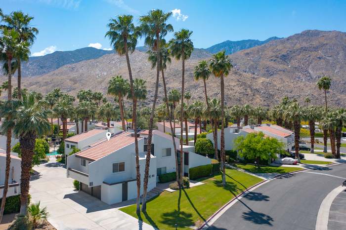 redfin palm springs