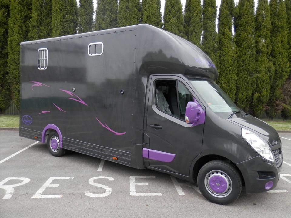 2nd hand horseboxes for sale