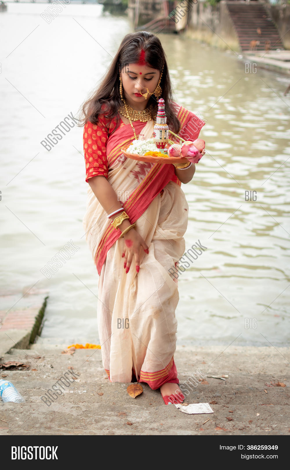 beautiful indian traditional girl images