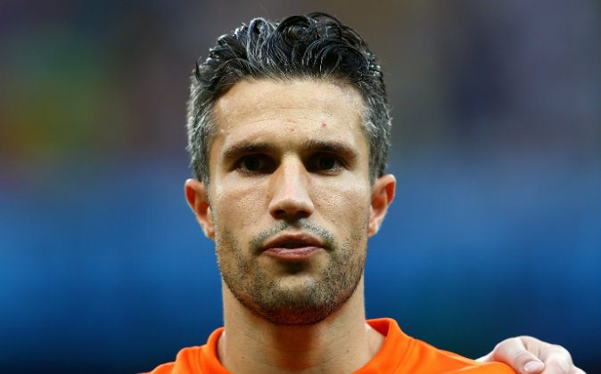 robin van persie grey hair