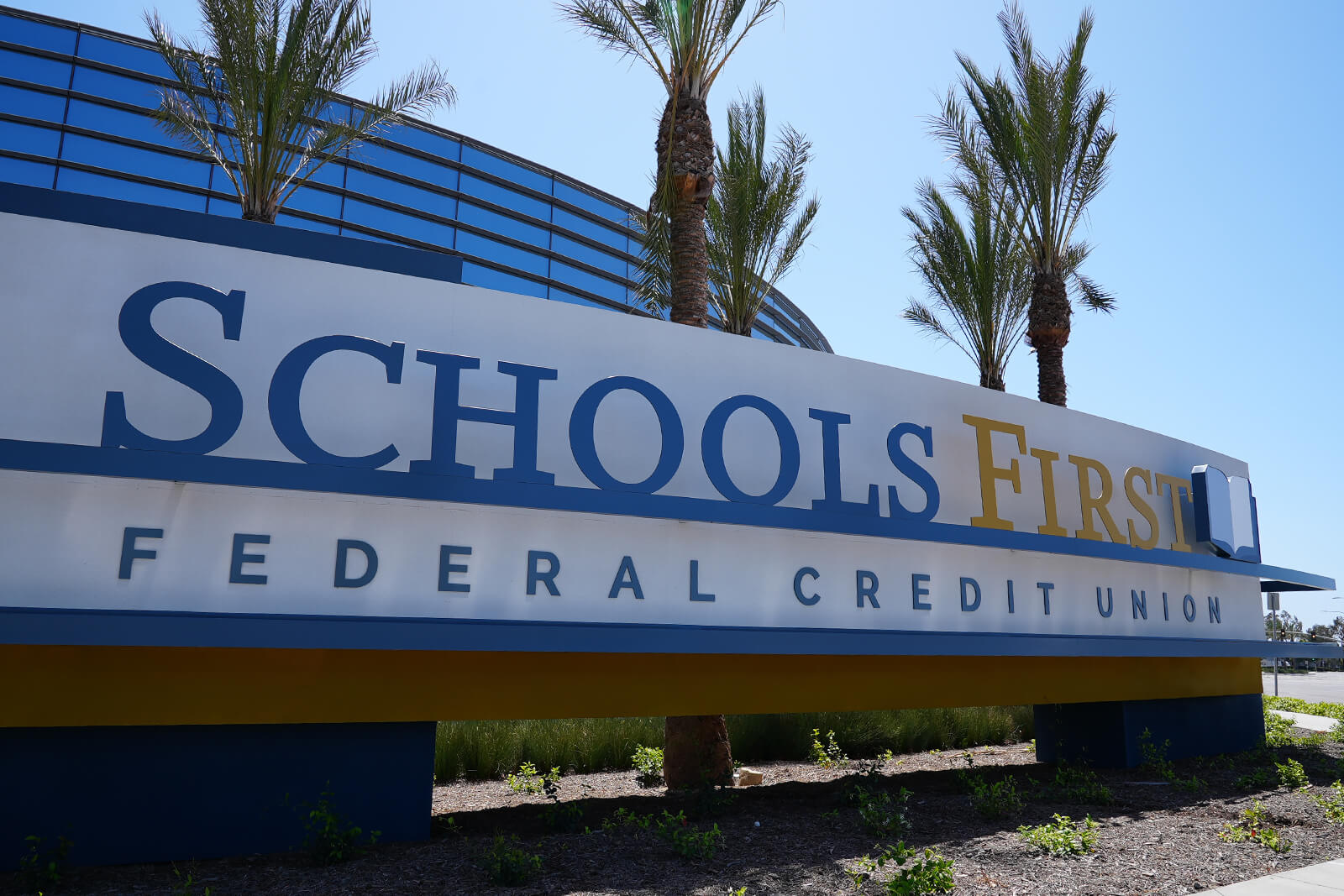 schoolsfirst federal credit union