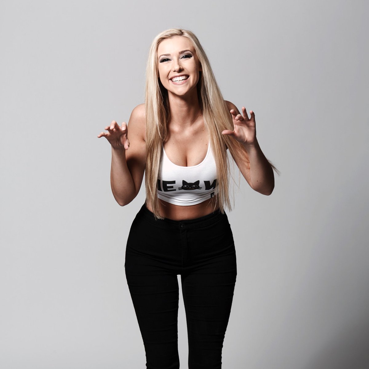 noelle foley wrestling