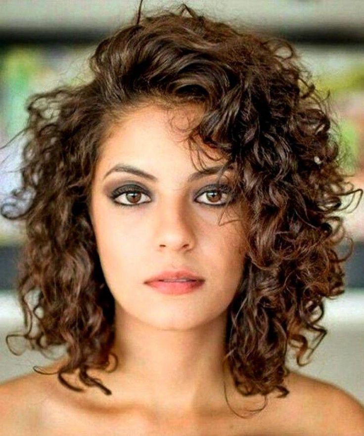 hairstyles for medium length hair curly