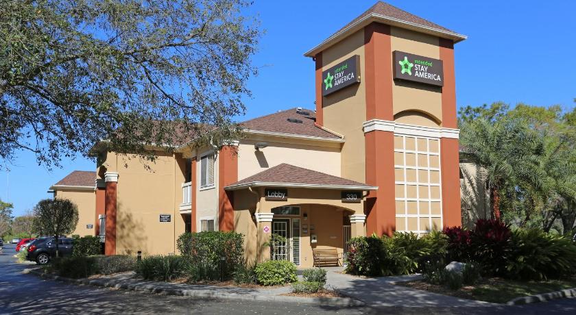 motels in brandon florida