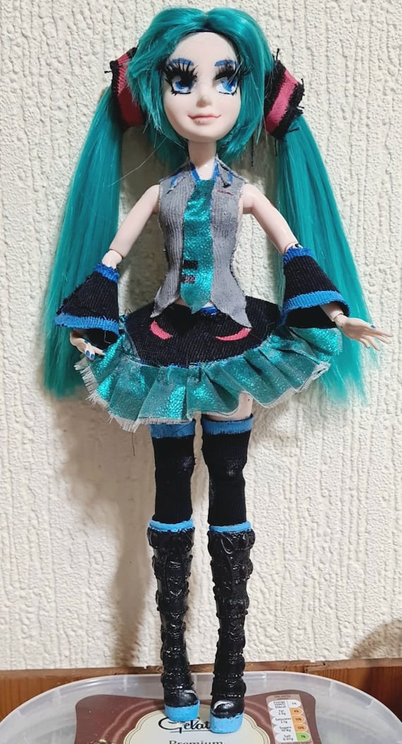 hatsune miku doll