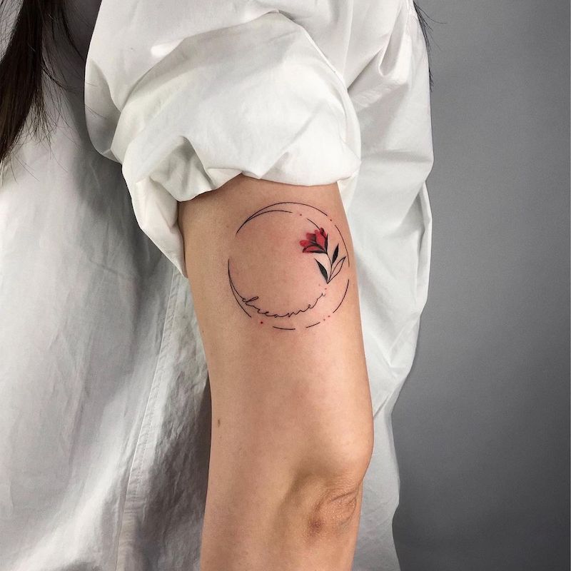 what does a crescent moon tattoo symbolize