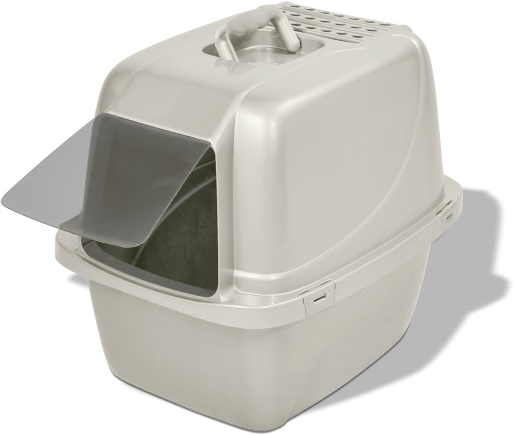 kitty litter tray with lid