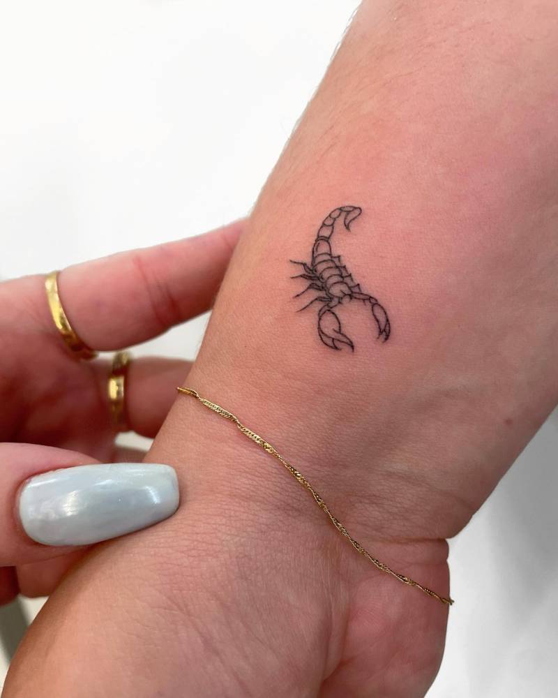 small scorpion tattoo