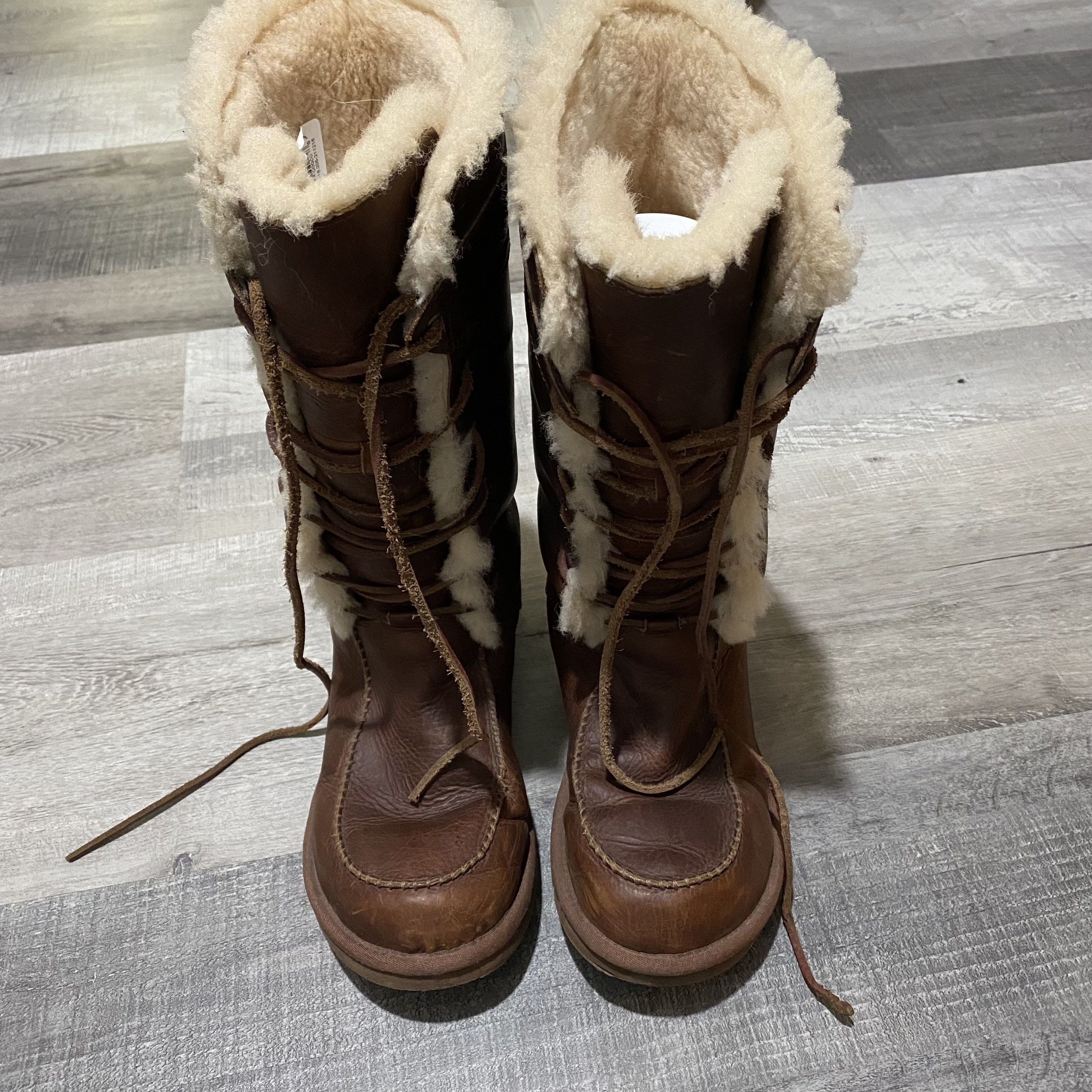 ugg boots leather brown