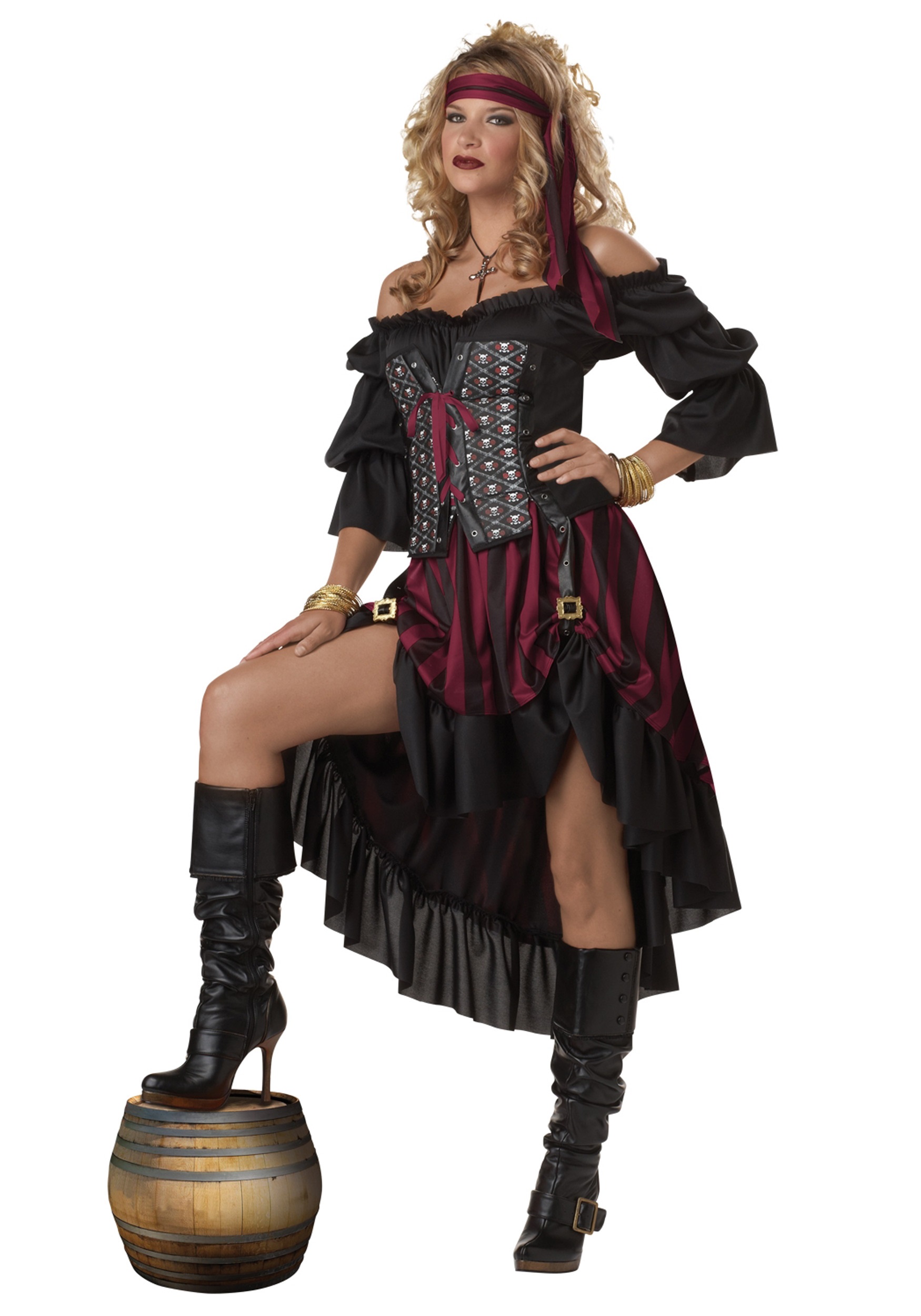 female pirate halloween costume