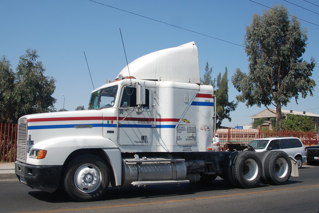 freightliner ensenada