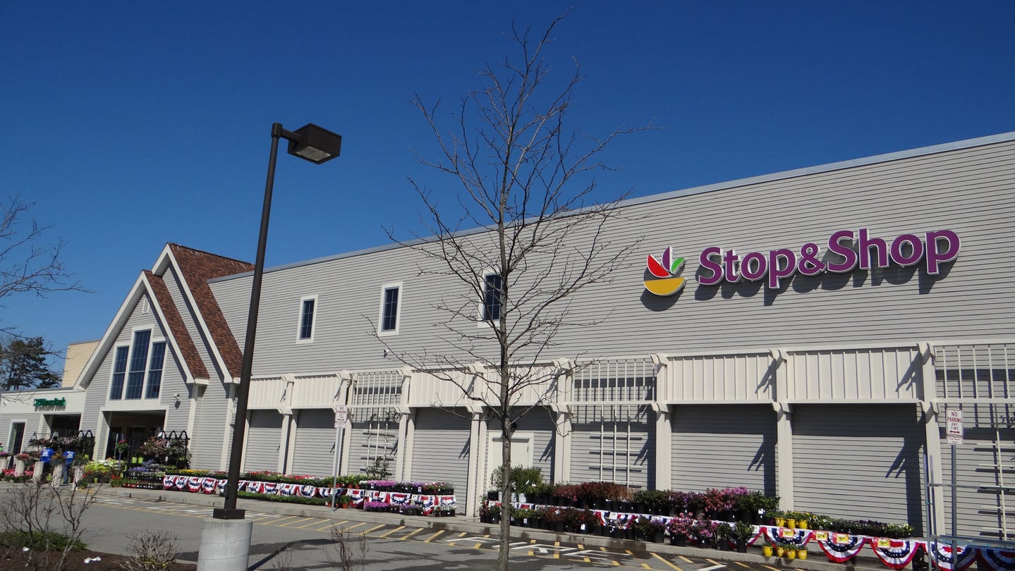 stop and shop hours